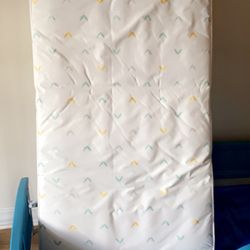 Baby Cripe Bed And Mattress 