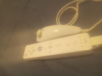 Nintendo Wii mote & Nunchuck