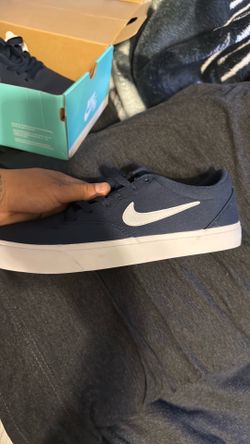 Nike sb size 10