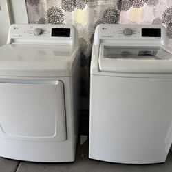LG Washer And Dryer $200