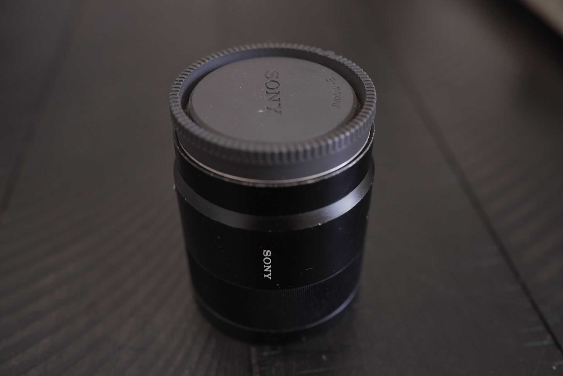 Sony 55mm f/1.8 Carl Zeiss Prime Lens