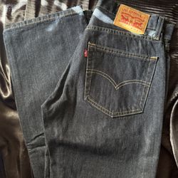 Men’s Levi’s jeans 527
