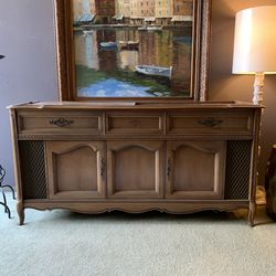 Magnavox Stereo Console