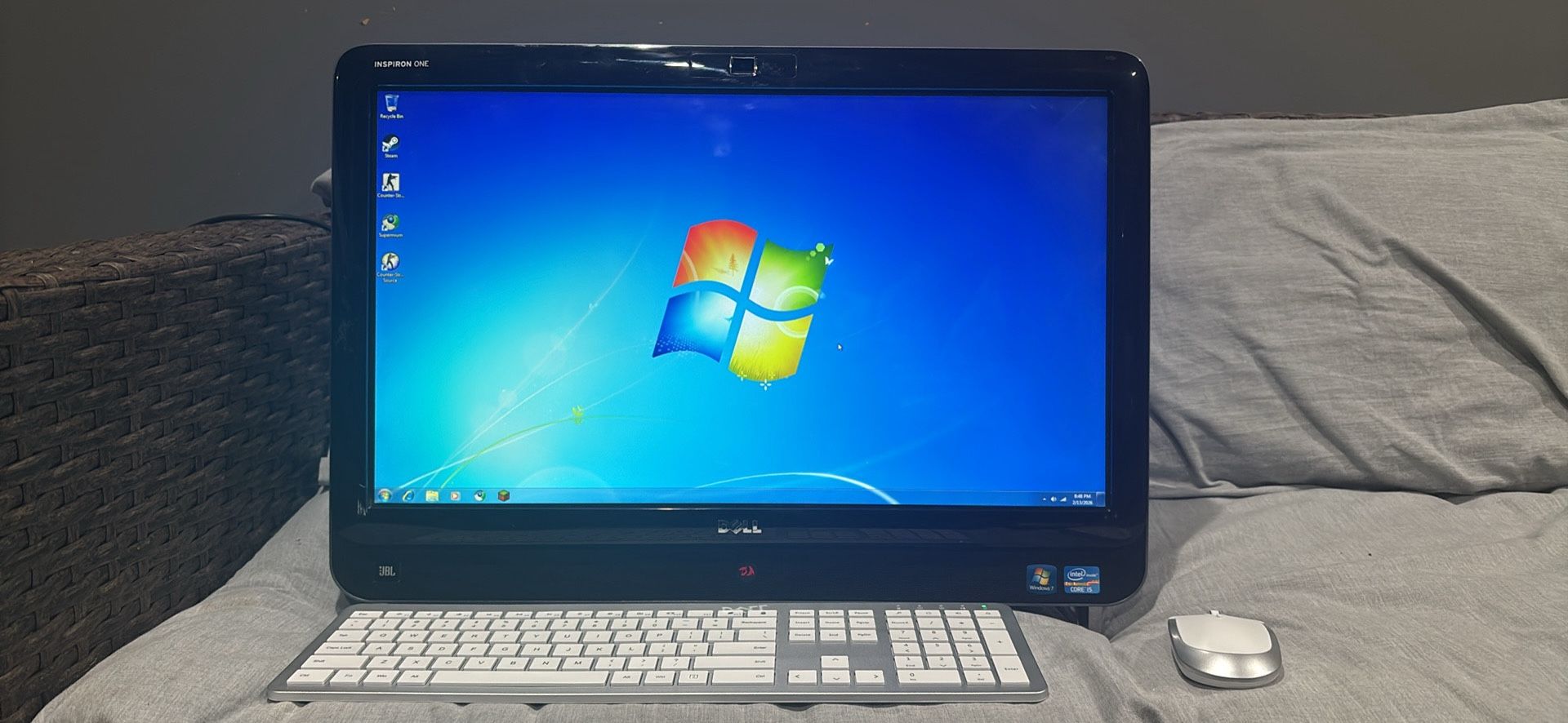 Dell Inspiron One 2320 All-In-One Computer