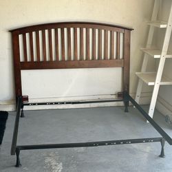 Wood Headboard and metal bed frame