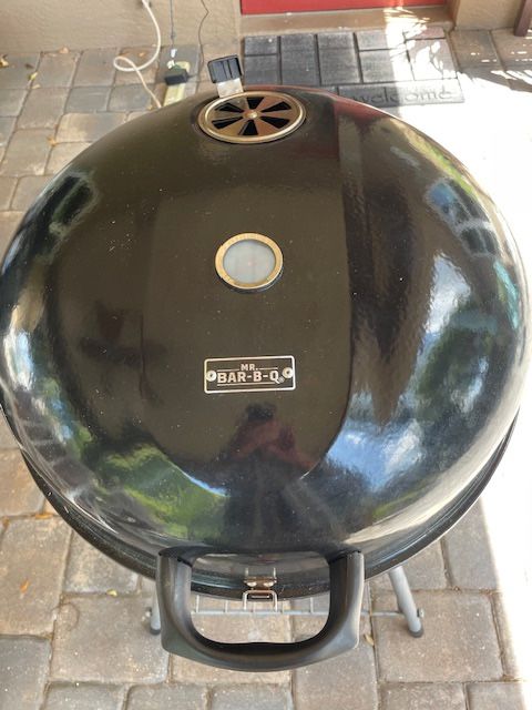 Mr. Bar- B- Q Porcelain Kettle Charcoal Grill