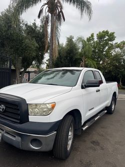 2009 TOYOTA TUNDRA
