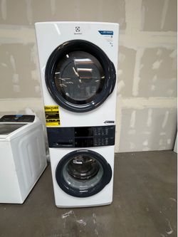 27” ELECTROLUX GAS LAUNDRY CENTER