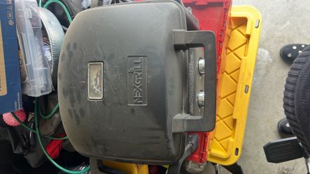 Portable Grill / Parilla Portatil