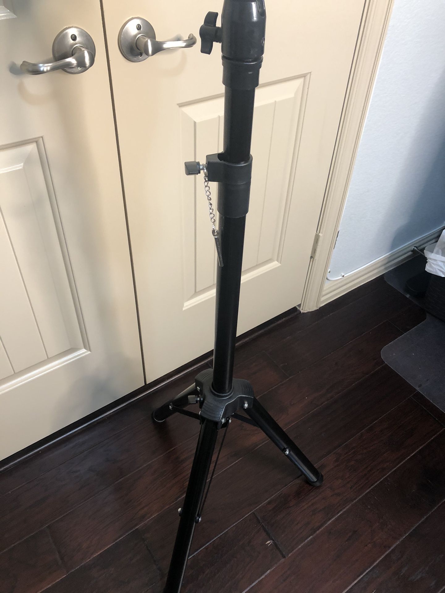 Heavy Duty Wig Stand Tripod is available NOW