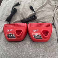 Milwaukee M12 Charger 