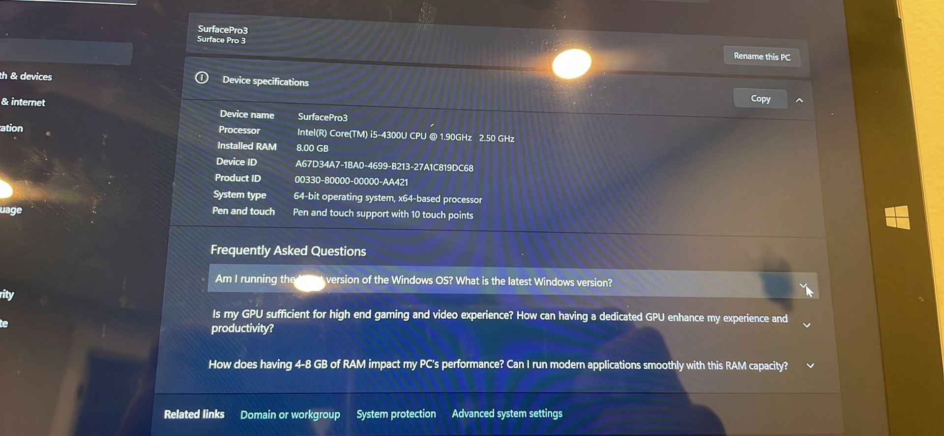 Surface Pro 3 – i5 / 8GB RAM / 256GB SSD + Pen – Excellent