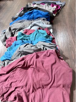 34 items for $20 men’s 2XL clothes bundle