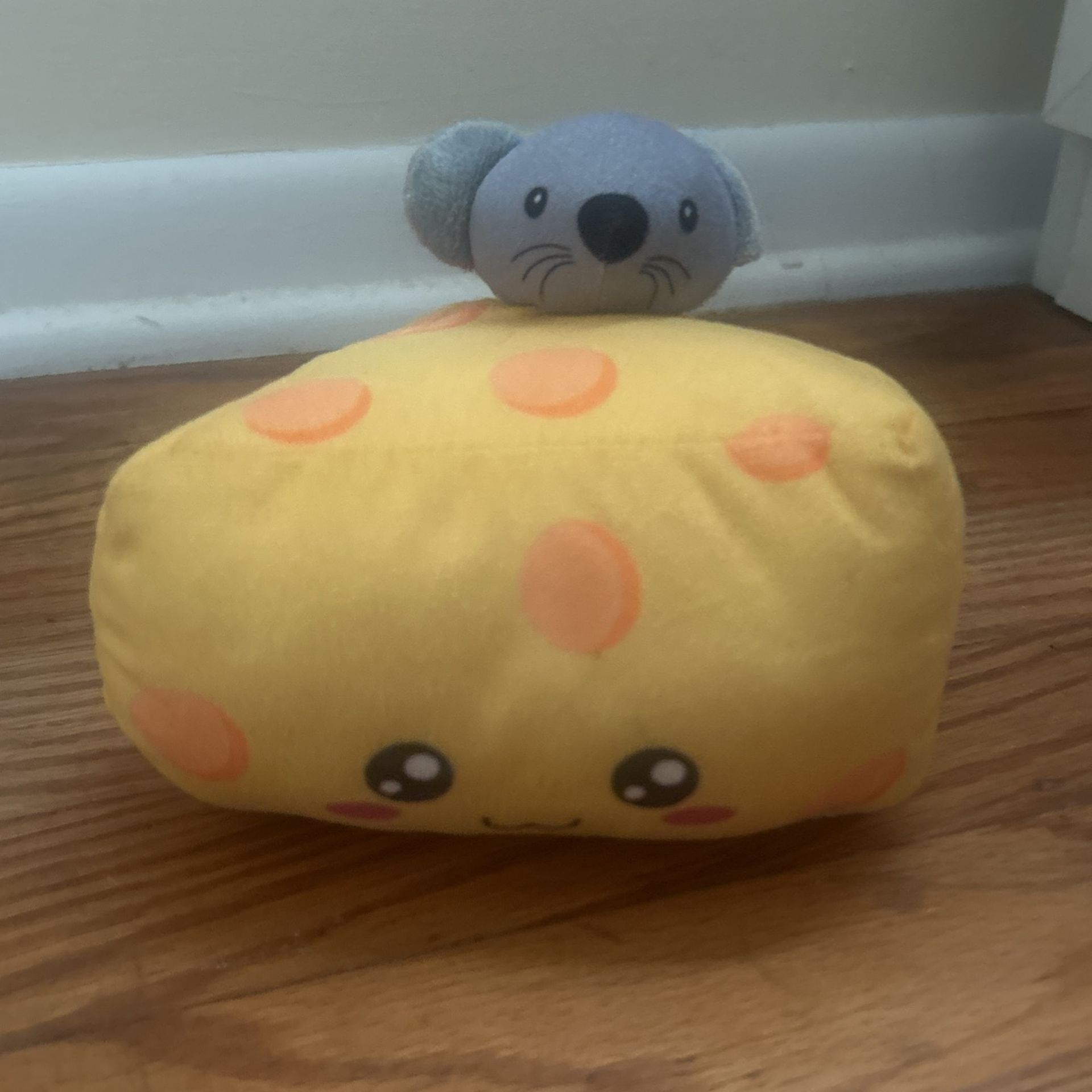 Cheese And Mouse Plushie 