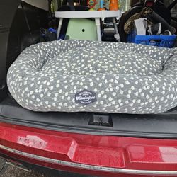 Mississippi Made Donut Dog Bed XL