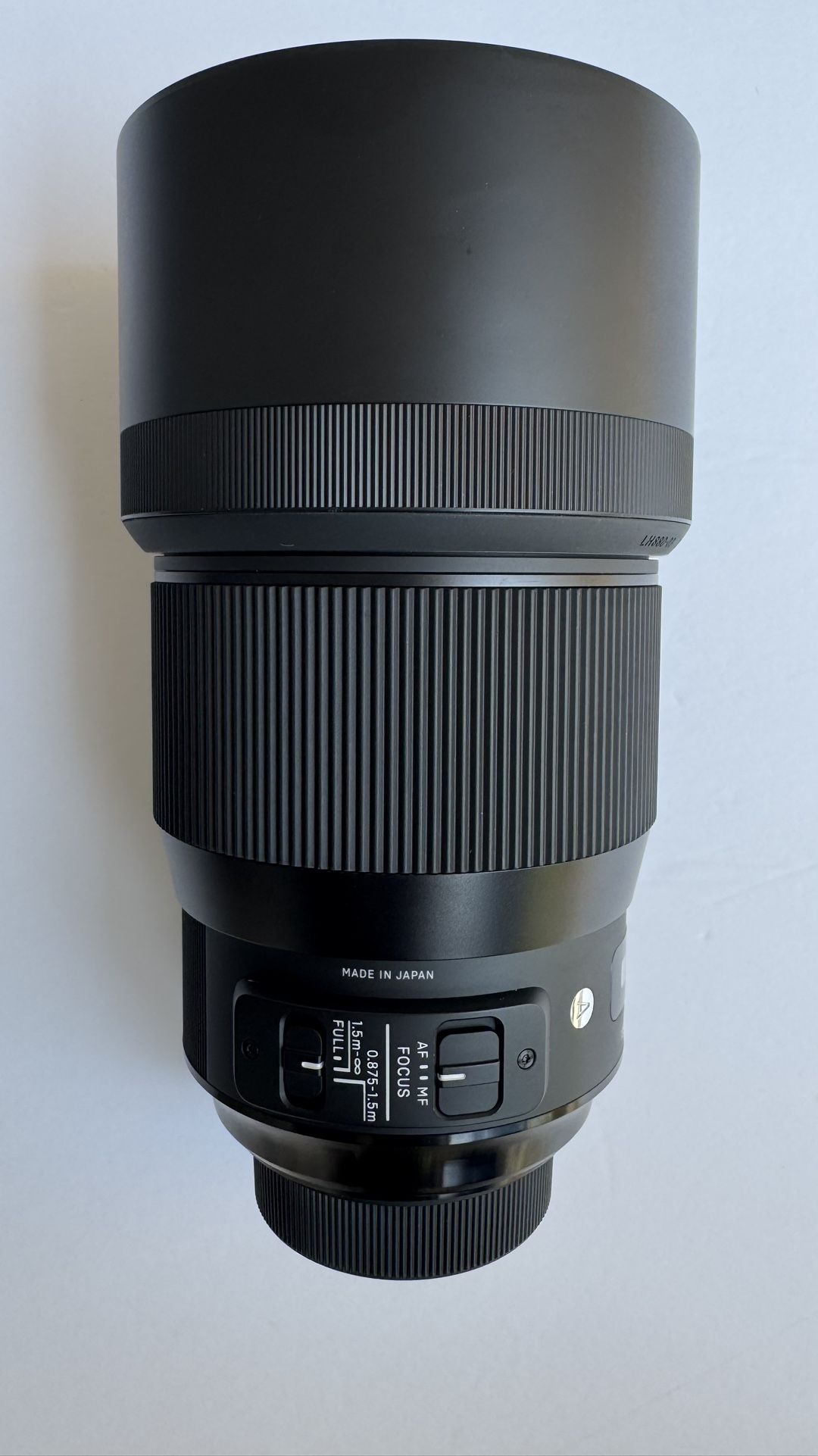 Sigma 135mm f/1.8 DG HSM Art Lens for Nikon F Open Box