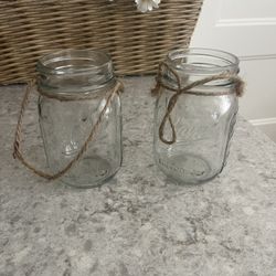 Set Of 2 Mason Jars With Jute $6