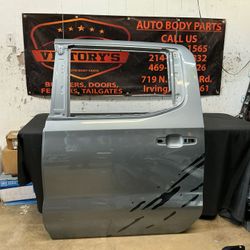 CHEVY SILVERADO/GMC SIERRA 1500 LH REAR DOOR SHELL OEM 