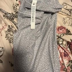 Brand New Lululemon Leggings - Size 14 (XL)