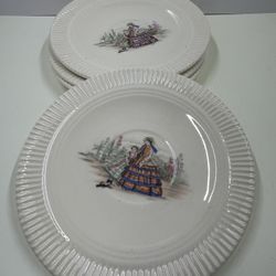 Set of 4 vintage 1940's demitasse saucers by Salem China