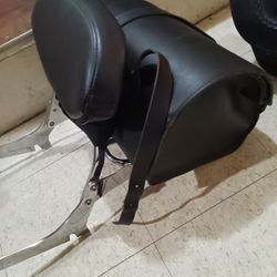 HARLEY DAVIDSON Sissy Bar w/ Luggage Rack