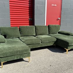 Green Velvet Sectional w/ Double Chaise – Free Curbside Delivery