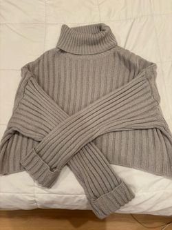 Turtle Neck Sweater 