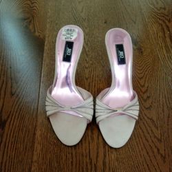 JLo Pink Pump, Heels, Shoe, Almost New