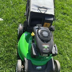 LAWN BOY PUSH BEHIND LAWN MOWER 