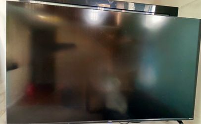 TCL Roku Smart TV 43S310R 43”