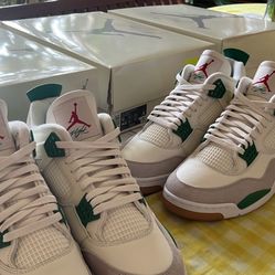 Jordan 4 SB Pine Green