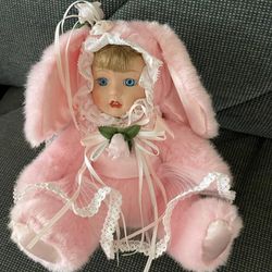 VINTAGE  NEW  BEAUTIFUL  PINK  LACE AND FRILLS  PORCELAIN DOLL