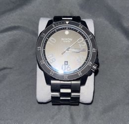 Nixon Watch