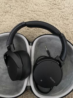 Sony MDR- XB950N1 Noise Canceling Headphones