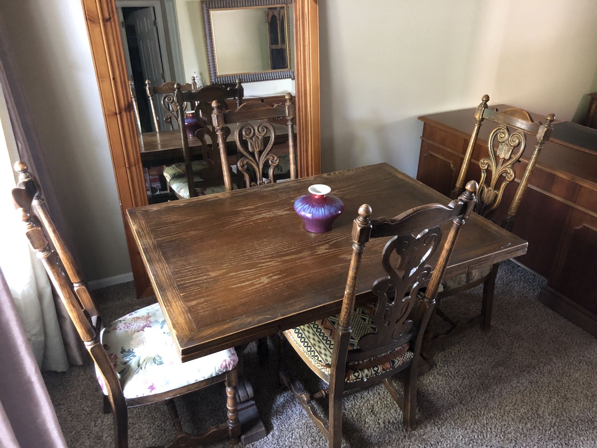 Solid wood kitchen Table and 4 chairs