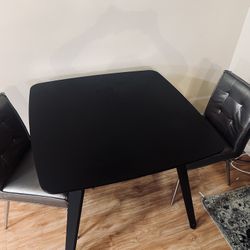 Modern Dining Table 