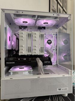 White Fast Gaming PC – Ryzen 5 5600X / RX 6600 XT / 32GB RAM / 1TB NVMe