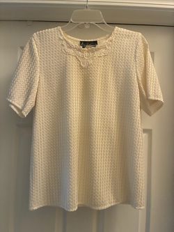 Lady’s top Jessica Steven