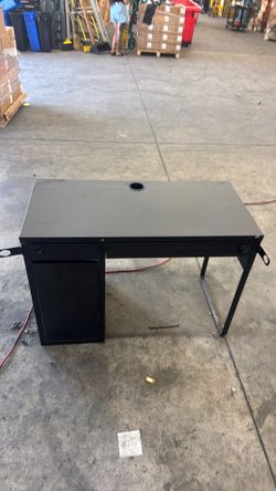 Work desk