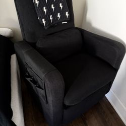 babyGap Cloud Recliner With Remote Control Holder