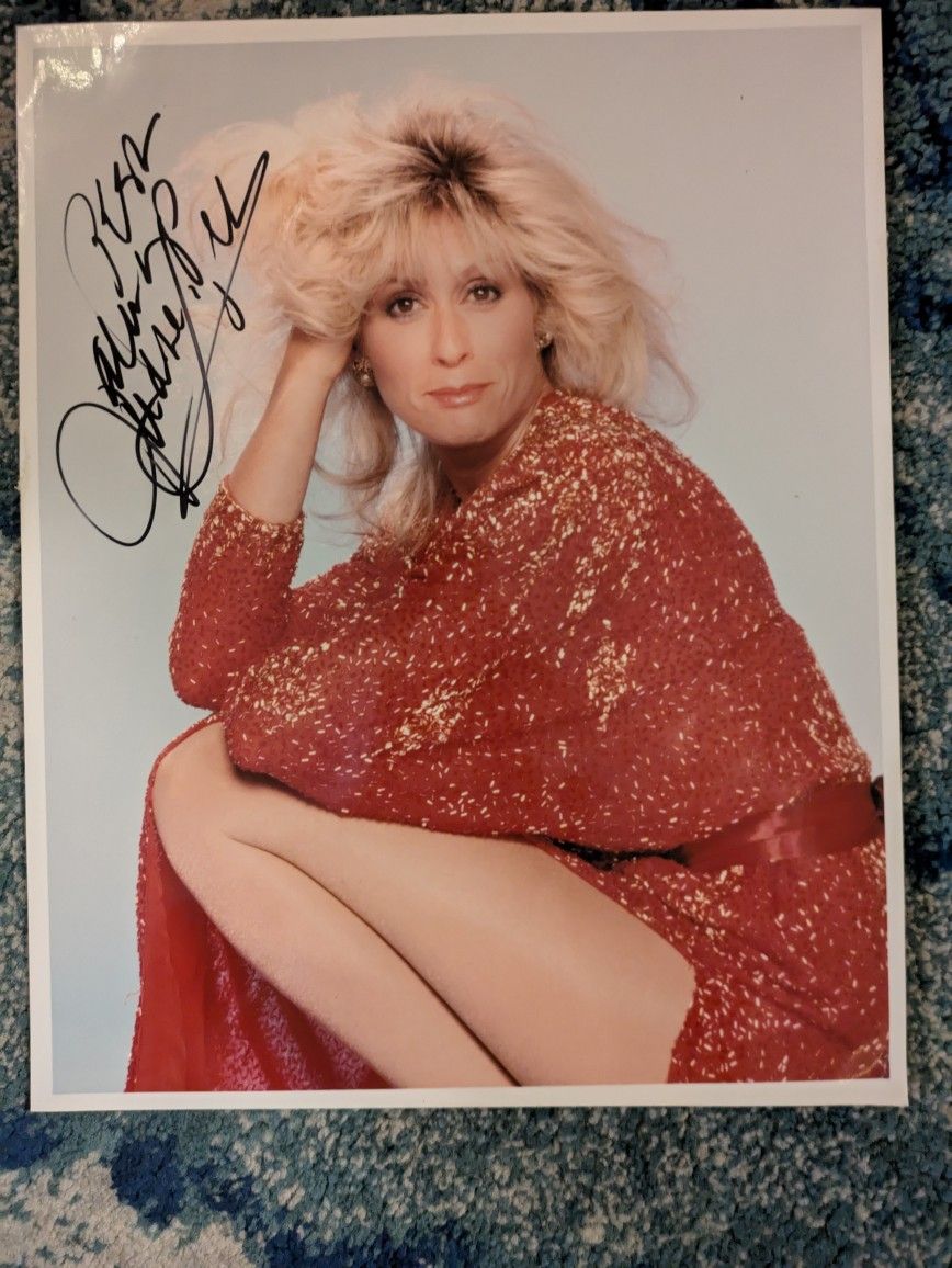 Judith Light signed picture