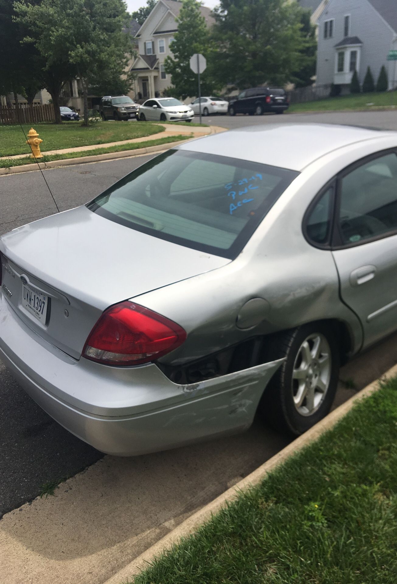 2006 Ford Taurus