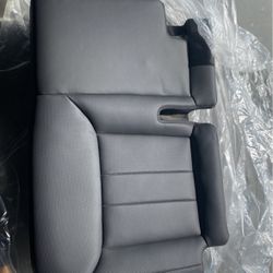 2021-2023 Range Rover Rear Seat Cushion Pad 