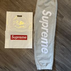 Supreme Sweatpants 
