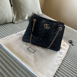Black Gucci Purse 