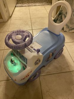Frozen Car - Ages 1-3