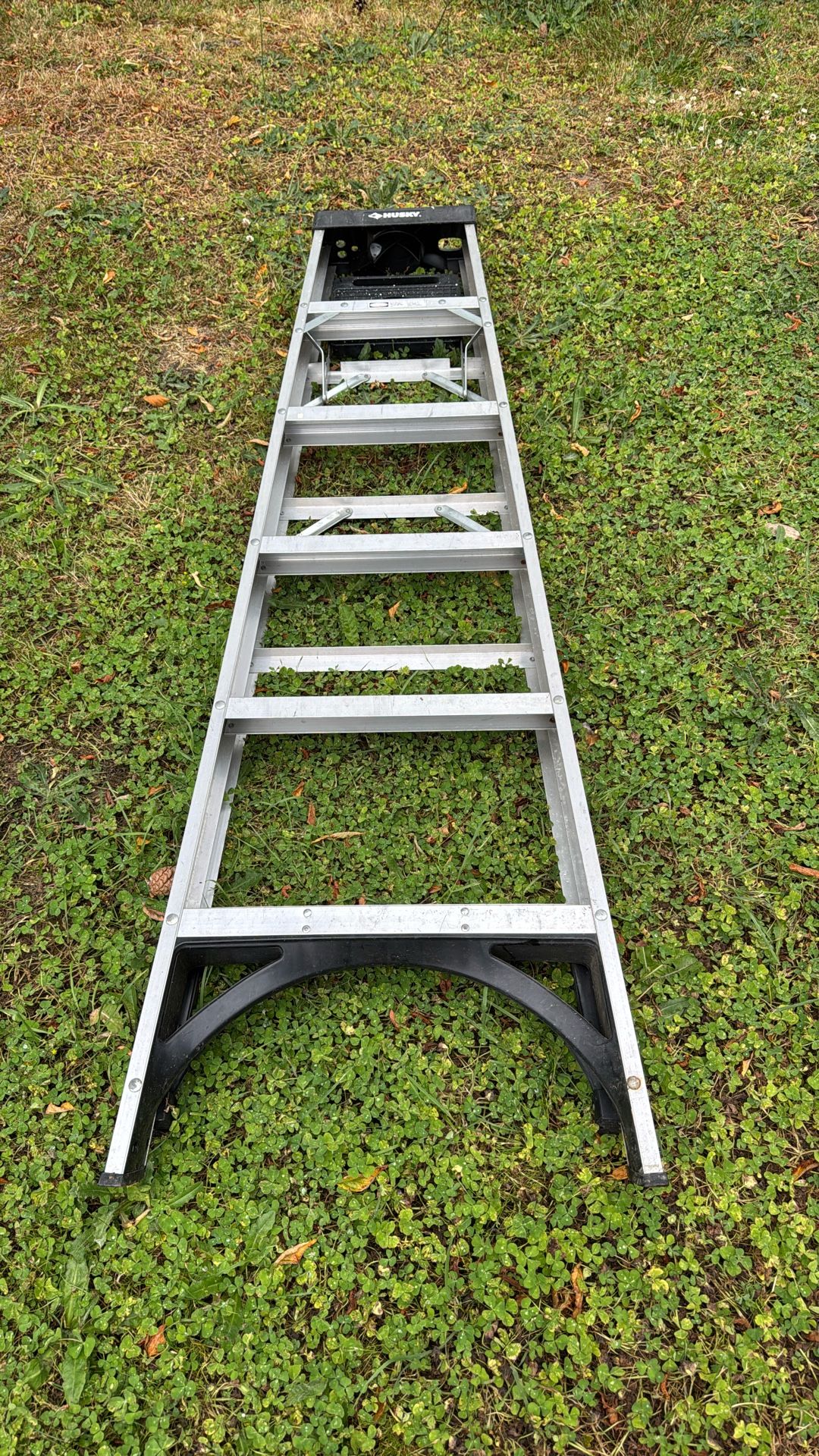 6’ft Husky Step Ladder