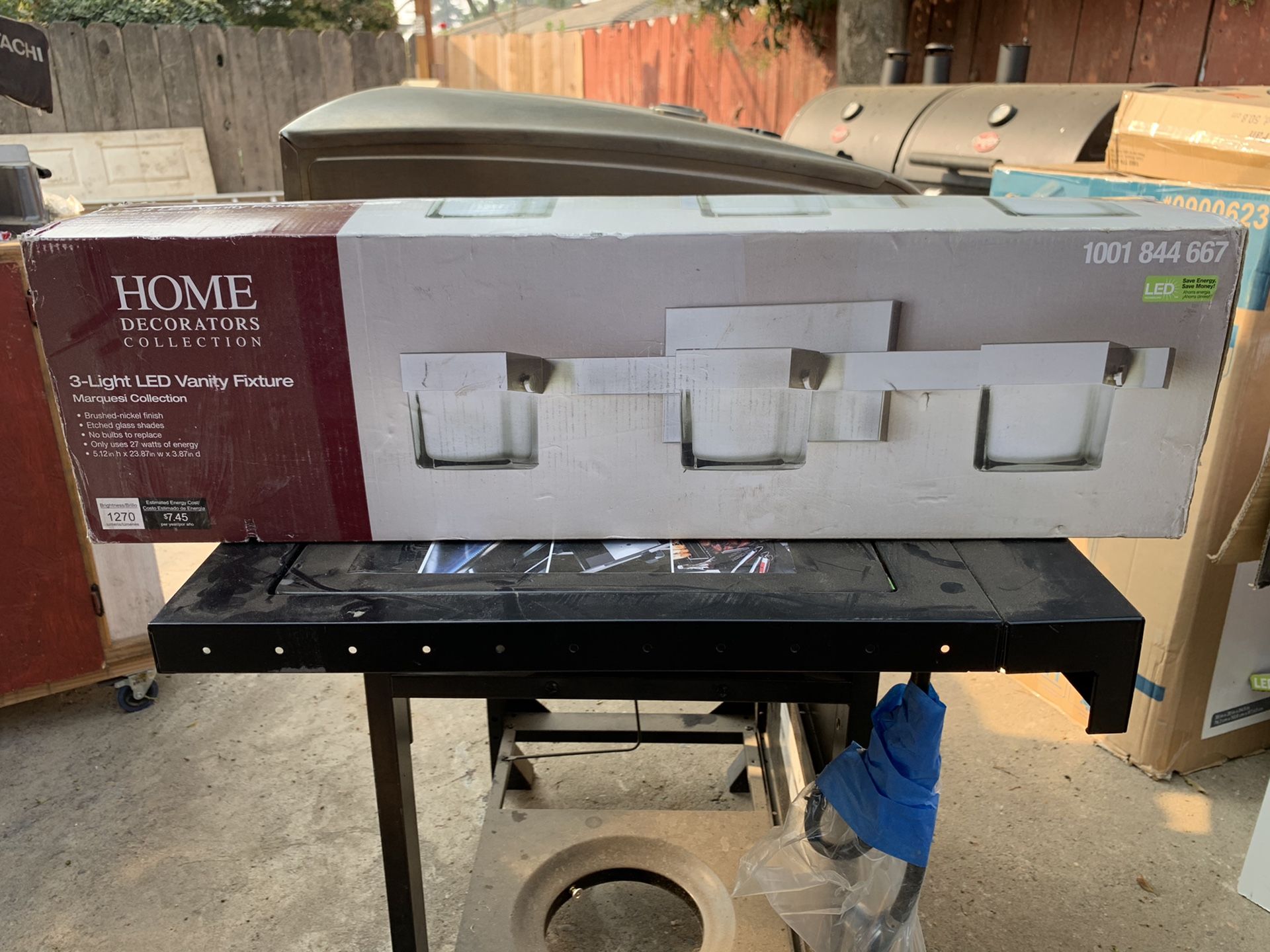 3-Light LED Vanity Fixture