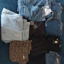 Bag Of Woman's Clothing - Mostly Jeans 