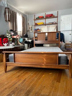 Mid Century Twin bed
